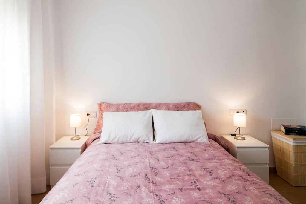 Sentirse En Casa Lejos De Casa. Apartamento 2. アルメリア エクステリア 写真
